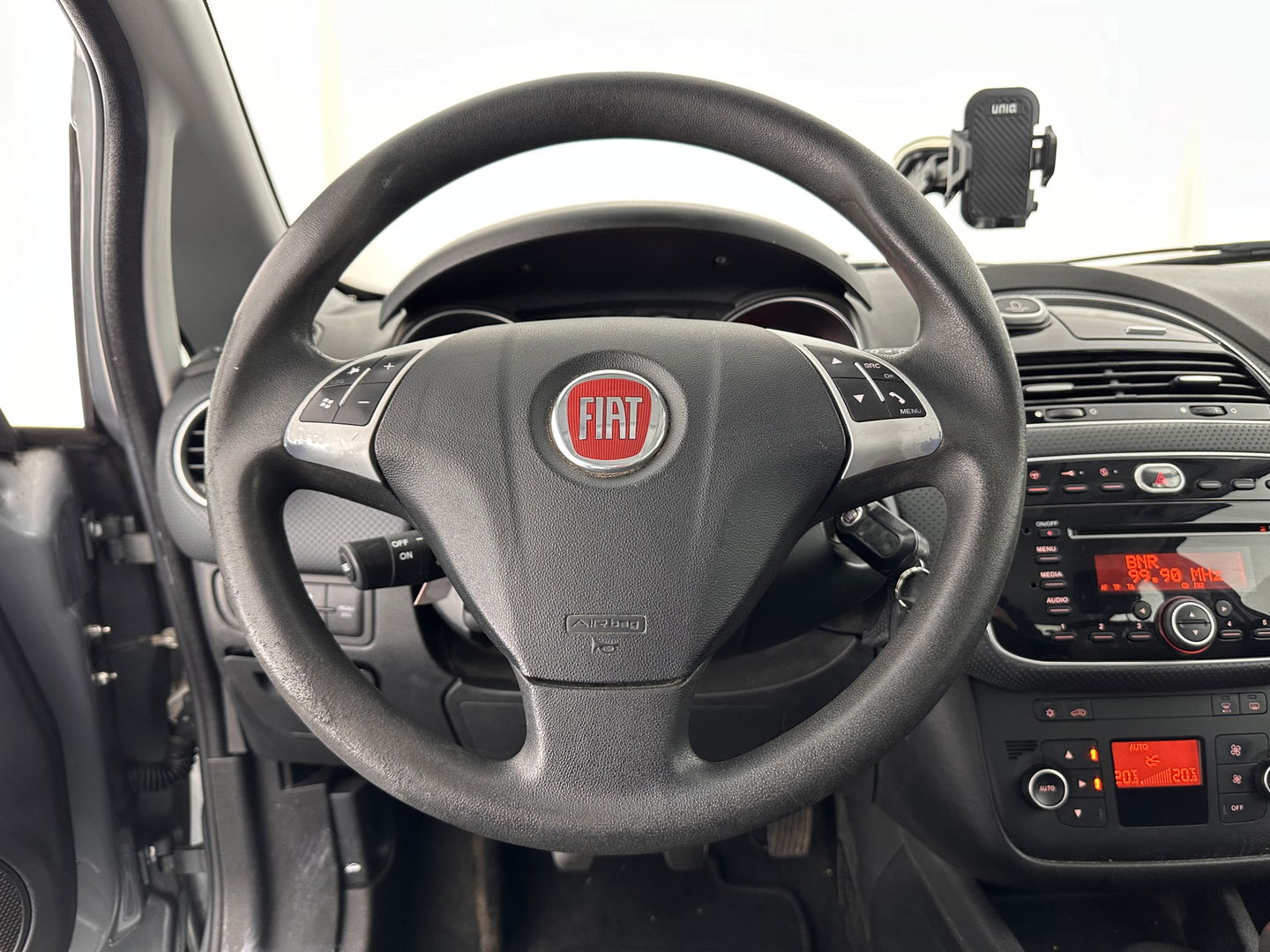 Fiat Punto Evo 1.3 M-Jet Dynamic *ECC | PDC | CRUISE | COMFORTSEATS | TOWBAR | RADIO-CD/MP3 | 15''ALU *