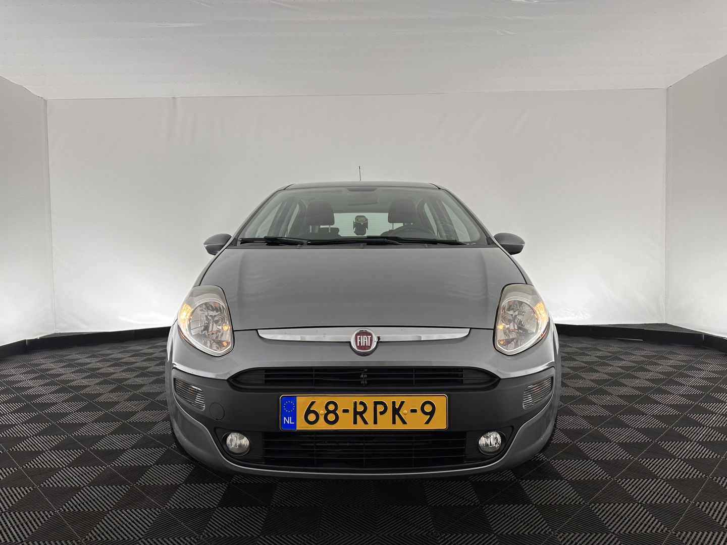 Fiat Punto Evo 1.3 M-Jet Dynamic *ECC | PDC | CRUISE | COMFORTSEATS | TOWBAR | RADIO-CD/MP3 | 15''ALU *