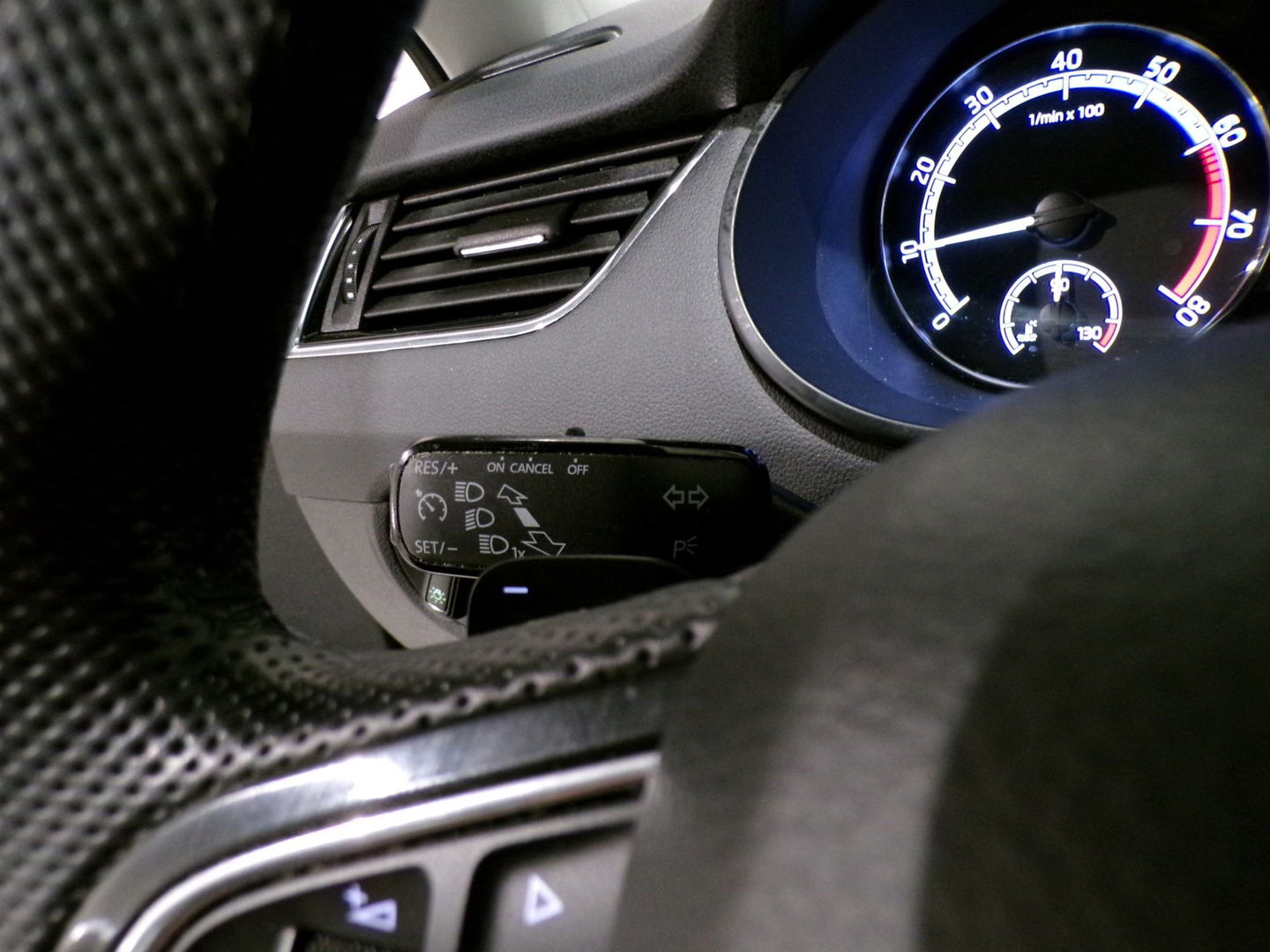 Škoda Octavia 1.0 TSI 116PK Greentech Ambition Business "Origineel NL!" Automaat! RS-Stoelen Apple-carplay Parkeersensor Navigatie