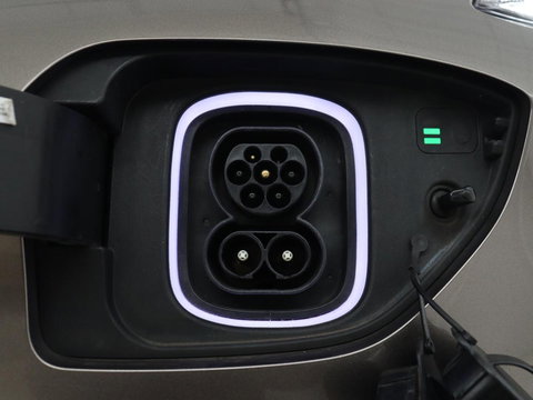 Hyundai KONA EV Fashion 64 kWh | SOH 100% | 3 Fase | Head-Up | Warmtepomp | Adaptive cruise | Camera | Carplay | Keyless | Full LED | Navigatie | Climate control