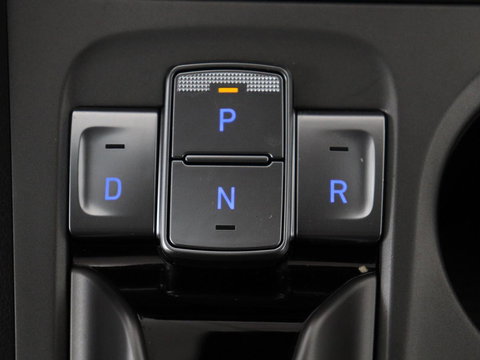 Hyundai KONA EV Fashion 64 kWh | SOH 100% | 3 Fase | Head-Up | Warmtepomp | Adaptive cruise | Camera | Carplay | Keyless | Full LED | Navigatie | Climate control