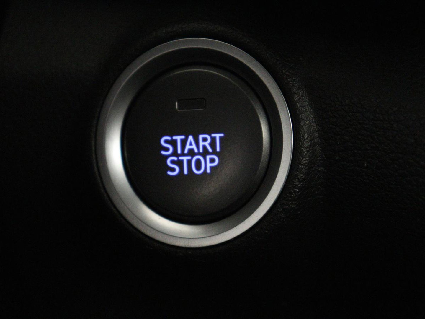 Hyundai KONA EV Fashion 64 kWh | SOH 100% | 3 Fase | Head-Up | Warmtepomp | Adaptive cruise | Camera | Carplay | Keyless | Full LED | Navigatie | Climate control