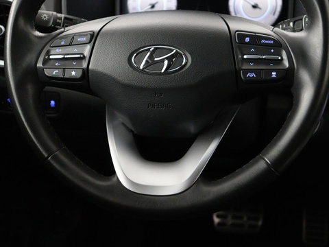 Hyundai KONA EV Fashion 64 kWh | SOH 100% | 3 Fase | Head-Up | Warmtepomp | Adaptive cruise | Camera | Carplay | Keyless | Full LED | Navigatie | Climate control