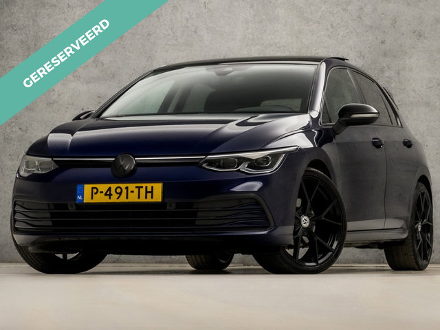 Volkswagen Golf - 1.5 TSI Sport 150Pk Automaat (SCHUIFDAK, APPLE CARPLAY, IQ LIGHT, STUUR/STOELVERWARMING, MEMORY SEATS, CAMERA, SFEERVERLICHTING, GETINT GLAS, KEYLESS, NIEUWSTAAT)