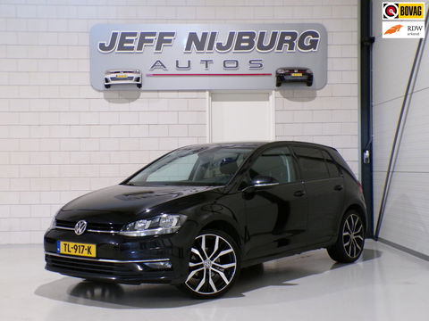Volkswagen Golf 1.0 TSI Comfortline Apple-carplay Stoelverwarming Achteruitrijcamera 19"Velgen Parkeersensoren Adaptive-cruise DAB