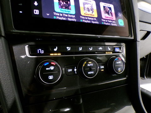 Volkswagen Golf 1.0 TSI Comfortline Apple-carplay Stoelverwarming Achteruitrijcamera 19"Velgen Parkeersensoren Adaptive-cruise DAB