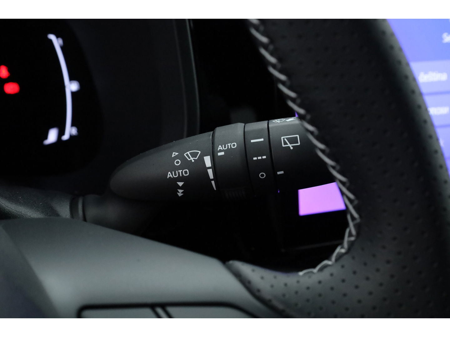 Toyota Aygo X Hybrid 115 GR Sport | Direct Leverbaar | Camera | Adapt. Cruise | JBL Audio | Keyless | Stoelverw. | Apple CarPlay |