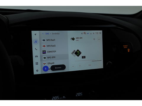 Toyota Aygo X Hybrid 115 GR Sport | Direct Leverbaar | Camera | Adapt. Cruise | JBL Audio | Keyless | Stoelverw. | Apple CarPlay |