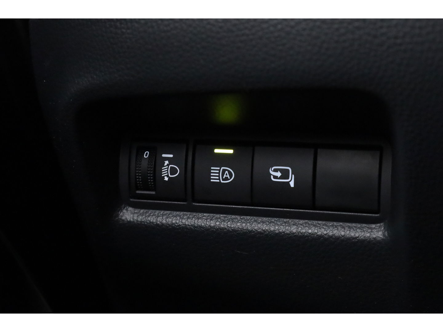 Toyota Aygo X Hybrid 115 GR Sport | Direct Leverbaar | Camera | Adapt. Cruise | JBL Audio | Keyless | Stoelverw. | Apple CarPlay |