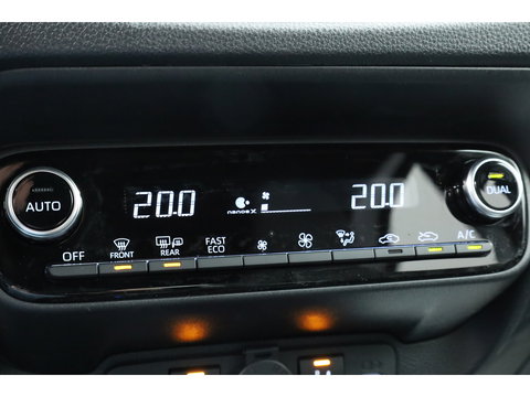 Toyota Aygo X Hybrid 115 GR Sport | Direct Leverbaar | Camera | Adapt. Cruise | JBL Audio | Keyless | Stoelverw. | Apple CarPlay |