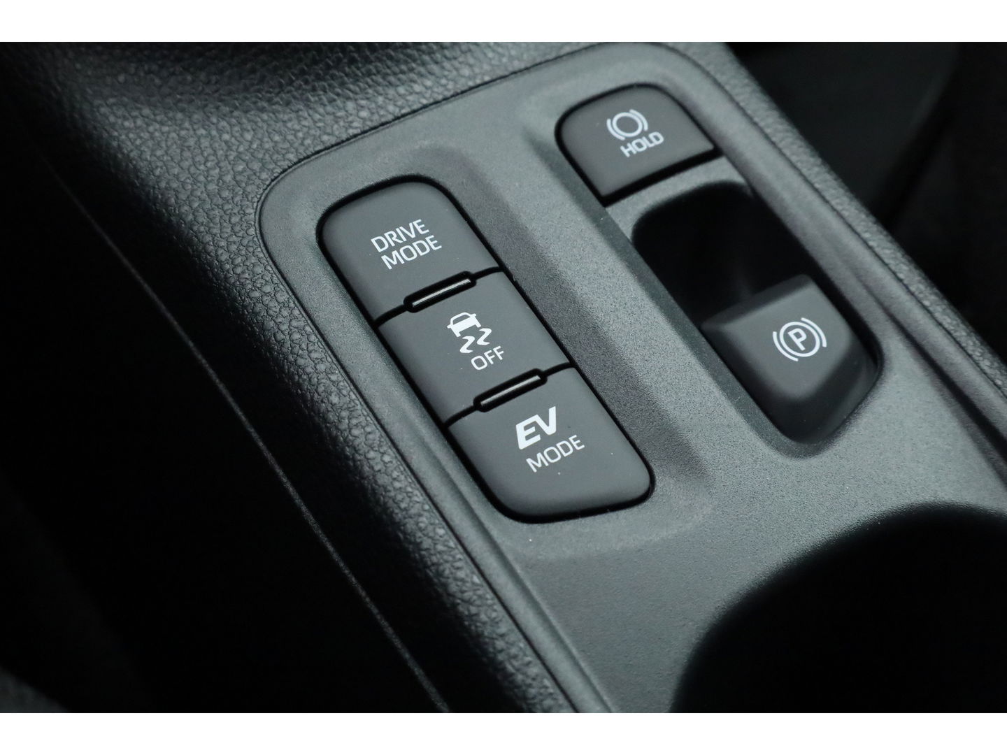 Toyota Aygo X Hybrid 115 GR Sport | Direct Leverbaar | Camera | Adapt. Cruise | JBL Audio | Keyless | Stoelverw. | Apple CarPlay |