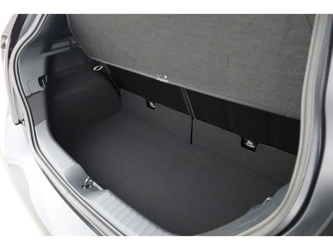 Toyota Aygo X Hybrid 115 GR Sport | Direct Leverbaar | Camera | Adapt. Cruise | JBL Audio | Keyless | Stoelverw. | Apple CarPlay |