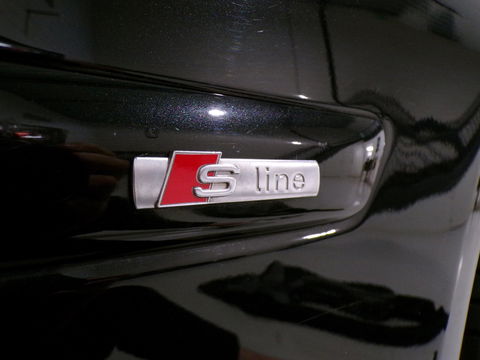 Audi A4 Cabriolet 1.8 Turbo S-Line Xenon Leer Stoelverwarming 18"Velgen Parkeersensoren Garantie I Apple-carplay inbouw mogelijk