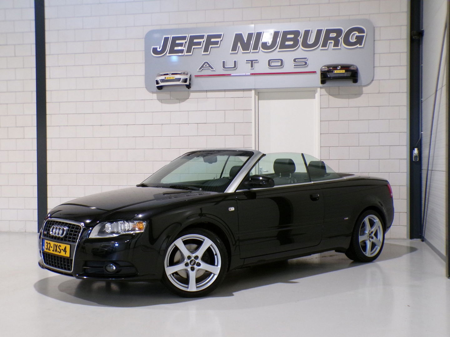 Audi A4 Cabriolet 1.8 Turbo S-Line Xenon Leer Stoelverwarming 18"Velgen Parkeersensoren Garantie I Apple-carplay inbouw mogelijk