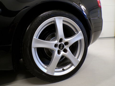 Audi A4 Cabriolet 1.8 Turbo S-Line Xenon Leer Stoelverwarming 18"Velgen Parkeersensoren Garantie I Apple-carplay inbouw mogelijk