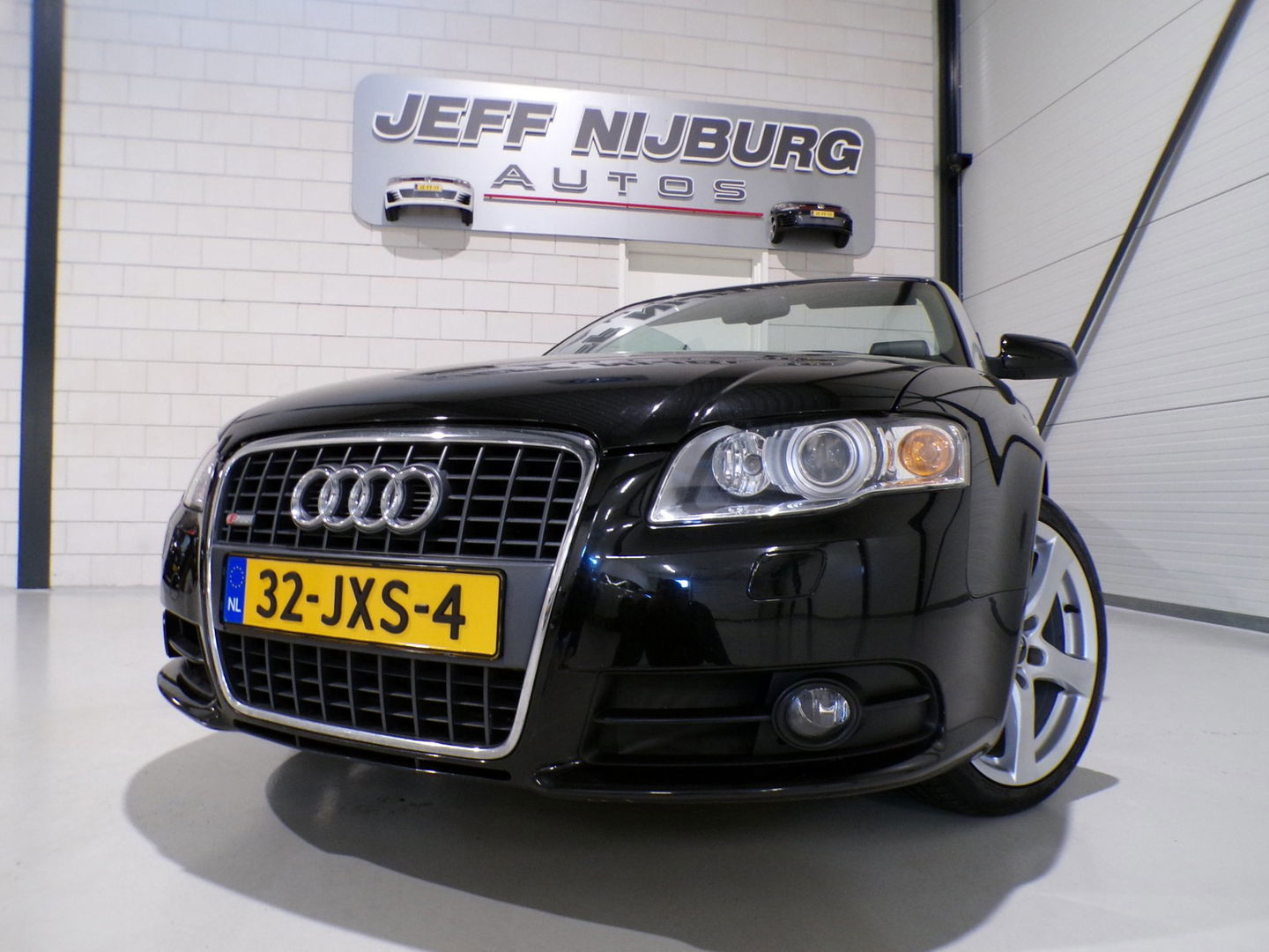 Audi A4 Cabriolet 1.8 Turbo S-Line Xenon Leer Stoelverwarming 18"Velgen Parkeersensoren Garantie I Apple-carplay inbouw mogelijk