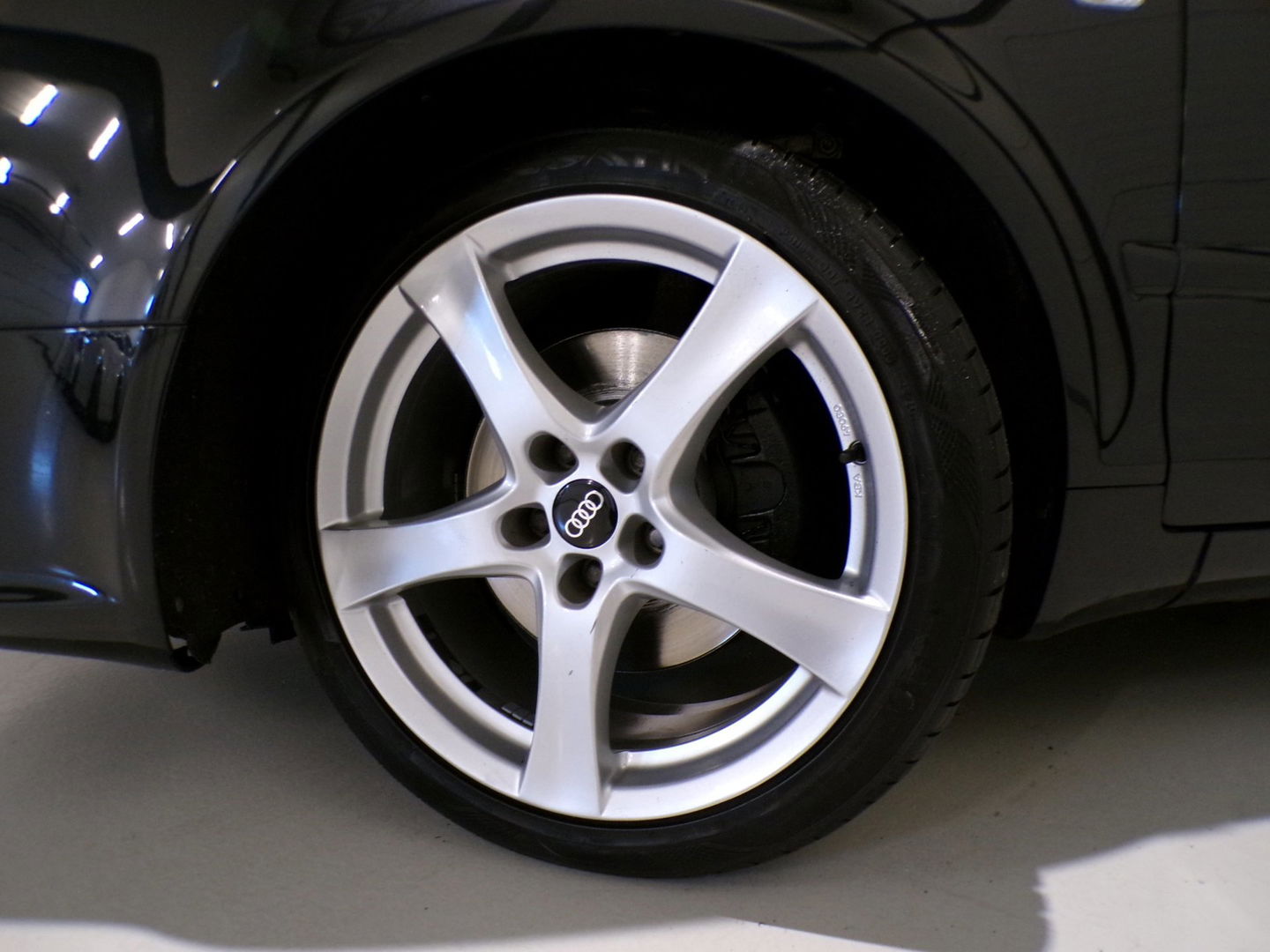 Audi A4 Cabriolet 1.8 Turbo S-Line Xenon Leer Stoelverwarming 18"Velgen Parkeersensoren Garantie I Apple-carplay inbouw mogelijk