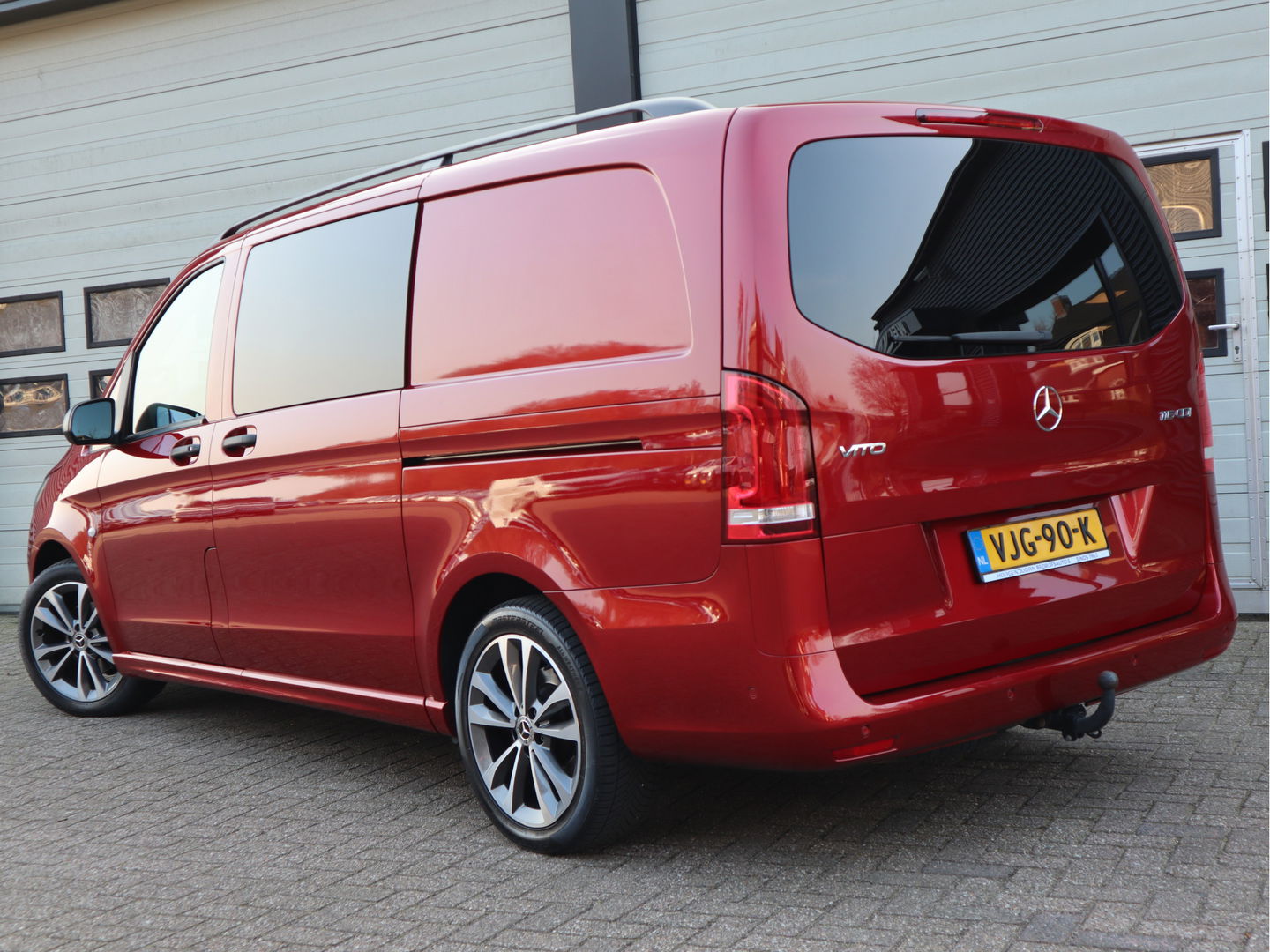 Mercedes-Benz Vito 116 CDI Euro 6 Automaat - DC 5 Pers - 2x Schuifdeur - LED - Trekhaak - Camera