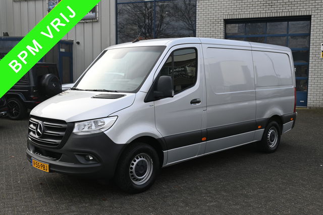 Mercedes-Benz Sprinter - 315 CDI L2H1 RWD 3500 kg Trekhaak, Werkplaats inrichting, Geveerde stoel, MBUX 10.25