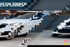 BMW X1 - sDrive20i M-Sport M-Pakket /LED/PANODAK/HARMAN-KARDON/ACC/HUD/TREKHAAK/KEYLESS/STOELVERW.!