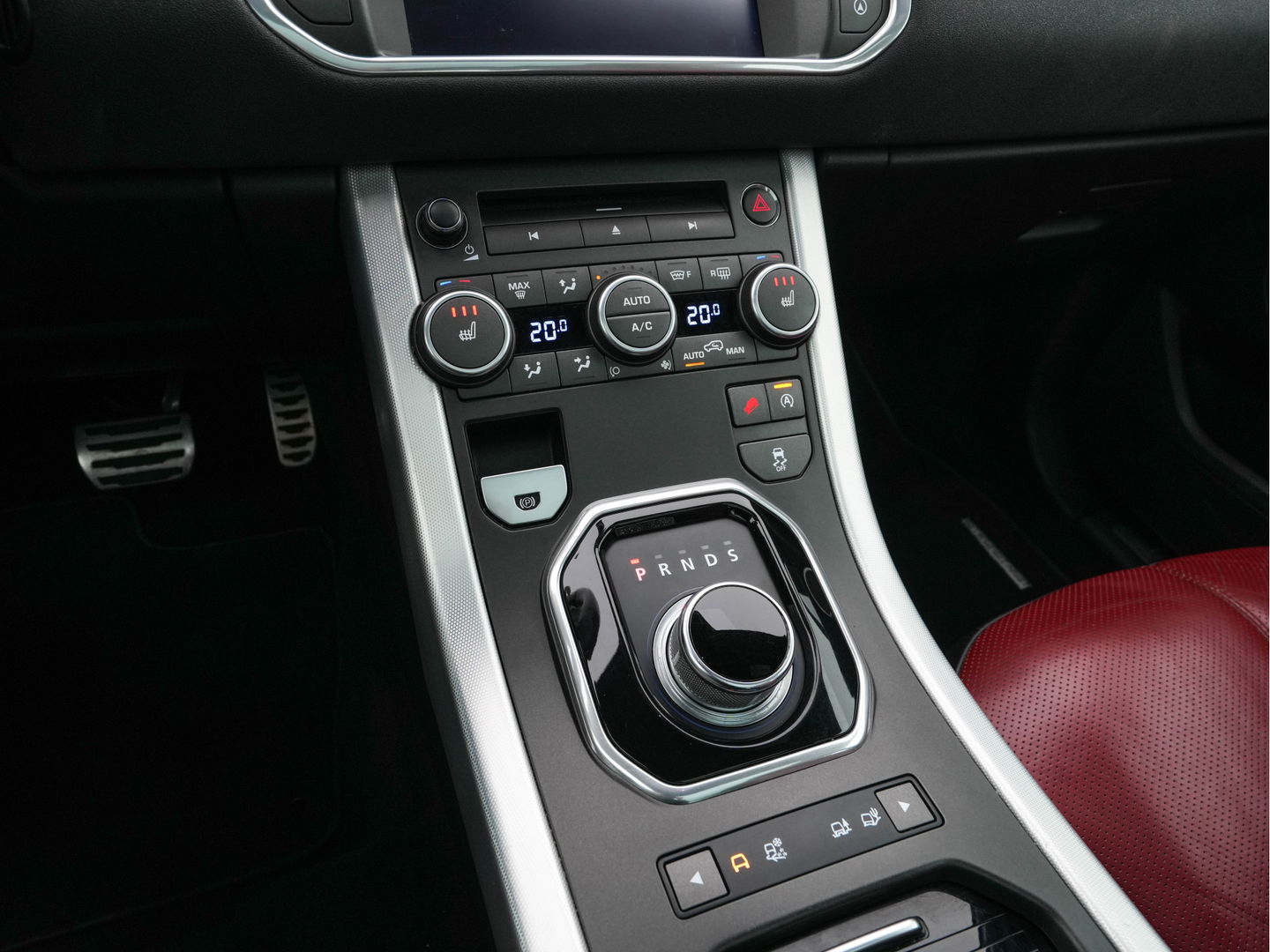 Land Rover Range Rover Evoque 2.0 TD4 HSE Dynamic (INCL-BTW)  Aut. *PANO | LEATHER | FULL-LED | MEMORY-PACK | MERIDIAN-SOUND | BLINDSPOT | HEAD-UP | HEATED-COMFORTSEATS | NAVI-FULLMAP | CAMERA | ECC | PDC | CRUISE | TOWBAR | 20''ALU*