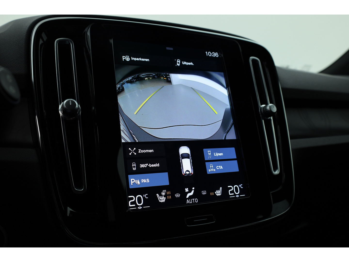 Volvo XC40 1.5 T5 Plug-in hybrid Ultimate Dark | Facelift | Pano-dak | 360 camera | H&K Audio | Adap. cruise | Blis | Elek. Stoelen |