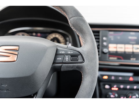 SEAT Leon ST 2.0 TSI CUPRA R 4DRIVE BLACKNESS GREY CARBON