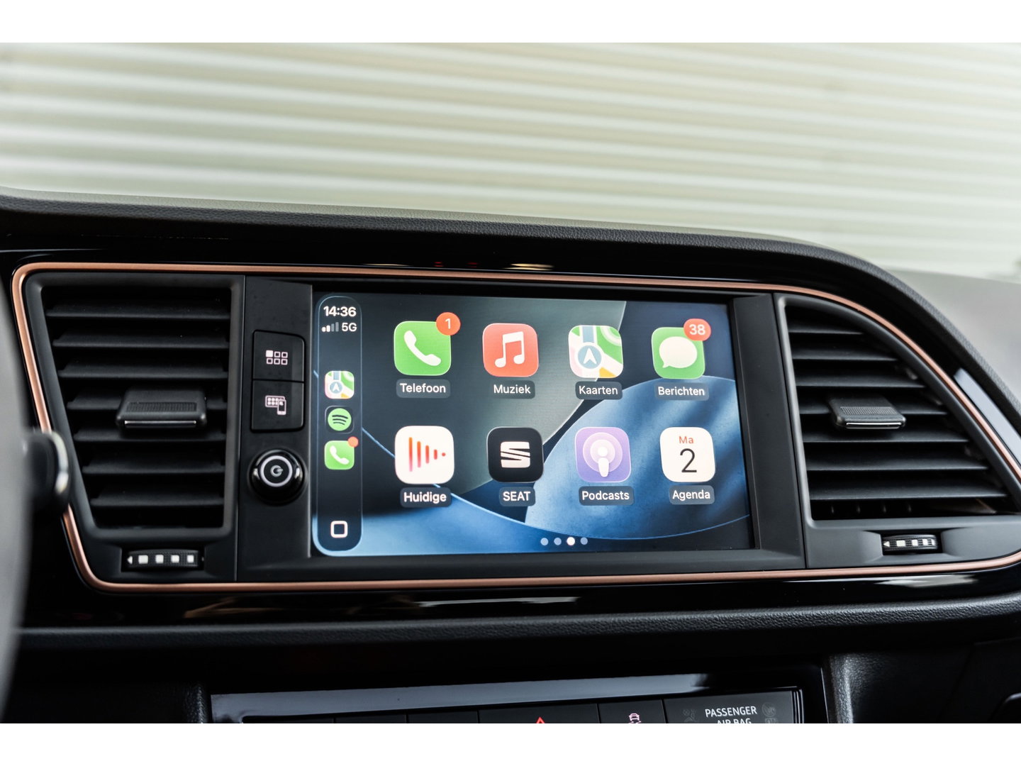 SEAT Leon ST 2.0 TSI CUPRA R 4DRIVE BLACKNESS GREY CARBON