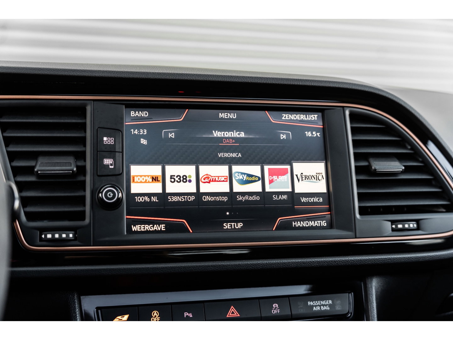 SEAT Leon ST 2.0 TSI CUPRA R 4DRIVE BLACKNESS GREY CARBON