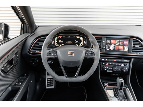 SEAT Leon ST 2.0 TSI CUPRA R 4DRIVE BLACKNESS GREY CARBON