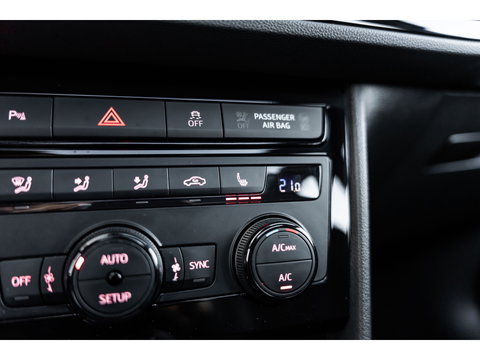 SEAT Leon ST 2.0 TSI CUPRA R 4DRIVE BLACKNESS GREY CARBON