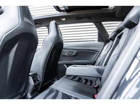 SEAT Leon ST 2.0 TSI CUPRA R 4DRIVE BLACKNESS GREY CARBON