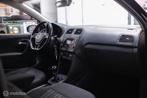 Volkswagen Polo 1.0 Comfortline | Cruise | Clima | Multimediascherm | All seasons | LMV | rijklaarprijs