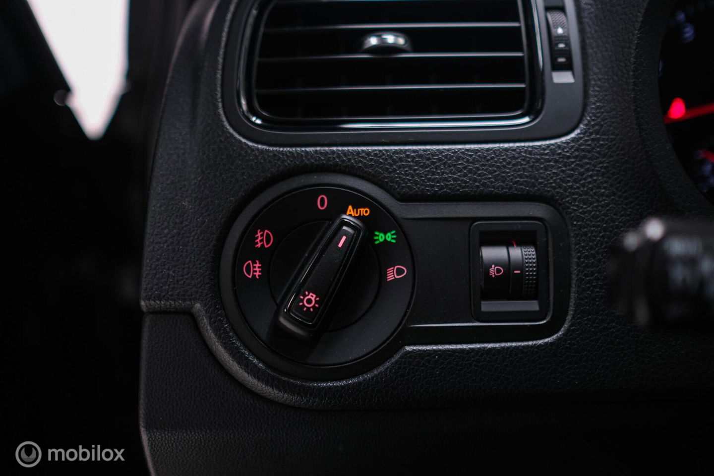 Volkswagen Polo 1.0 Comfortline | Cruise | Clima | Multimediascherm | All seasons | LMV | rijklaarprijs