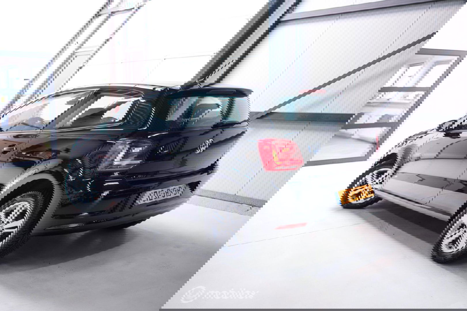 Volkswagen Polo 1.0 Comfortline | Cruise | Clima | Multimediascherm | All seasons | LMV | rijklaarprijs