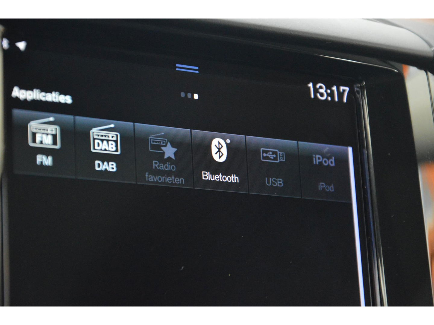 Volvo XC60 Hybride T6 AWD R-Design | Head-Up Display | Panoramadak | Harman/Kardon | Trekhaak | Rondom stoelverwarming | Memory |