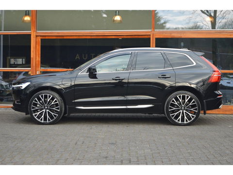 Volvo XC60 Hybride T6 AWD R-Design | Head-Up Display | Panoramadak | Harman/Kardon | Trekhaak | Rondom stoelverwarming | Memory |
