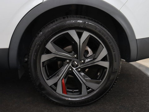 Renault Arkana 1.6 E-Tech Hybrid 145 R.S. Line | Leder/Alcantara | Stoelverwarming | Adaptive cruise | Camera | Carplay | Keyless | Park Assist | Full LED | Navigatie | File Assistent