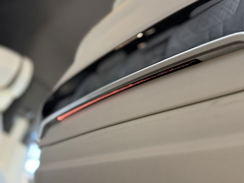 BMW 7 Serie 740i 327PK High Ex. / 360° / Massage / M Individual / Laser