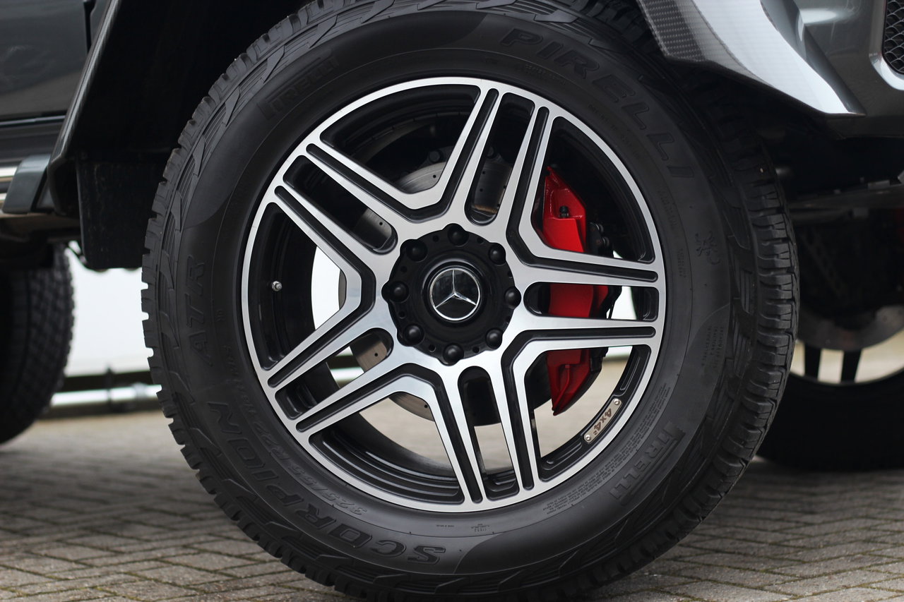 Mercedes-Benz G-Klasse