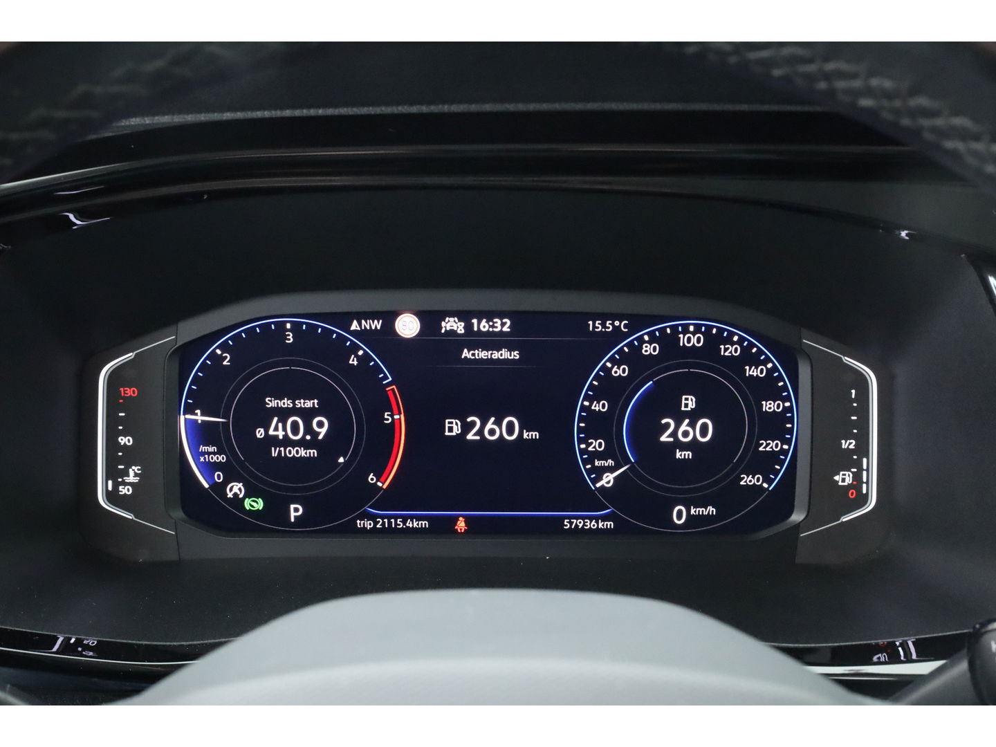 Volkswagen Transporter 2.0 TDI L2H1 4Motion Automaat/DSG Comfortline | Standkachel | Dig. Cockpit | Camera+PDC | Stoelverw. | Adapt. Cruise | Nav+App.Connect | LED