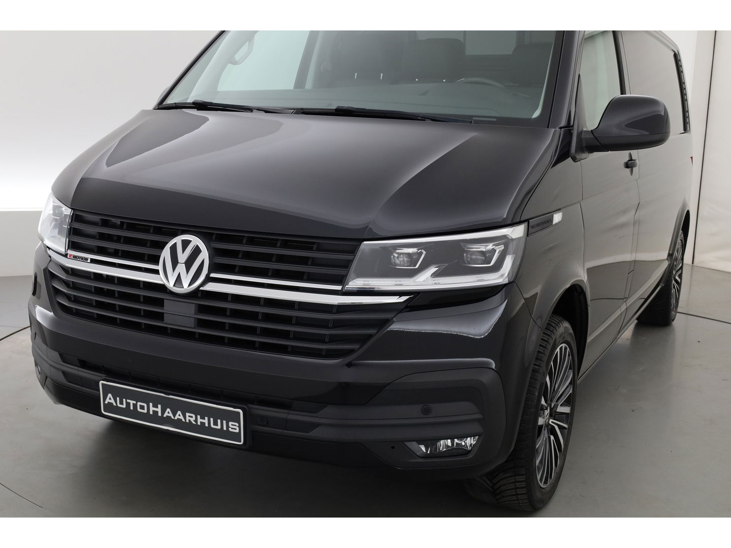 Volkswagen Transporter 2.0 TDI L2H1 4Motion Automaat/DSG Comfortline | Standkachel | Dig. Cockpit | Camera+PDC | Stoelverw. | Adapt. Cruise | Nav+App.Connect | LED
