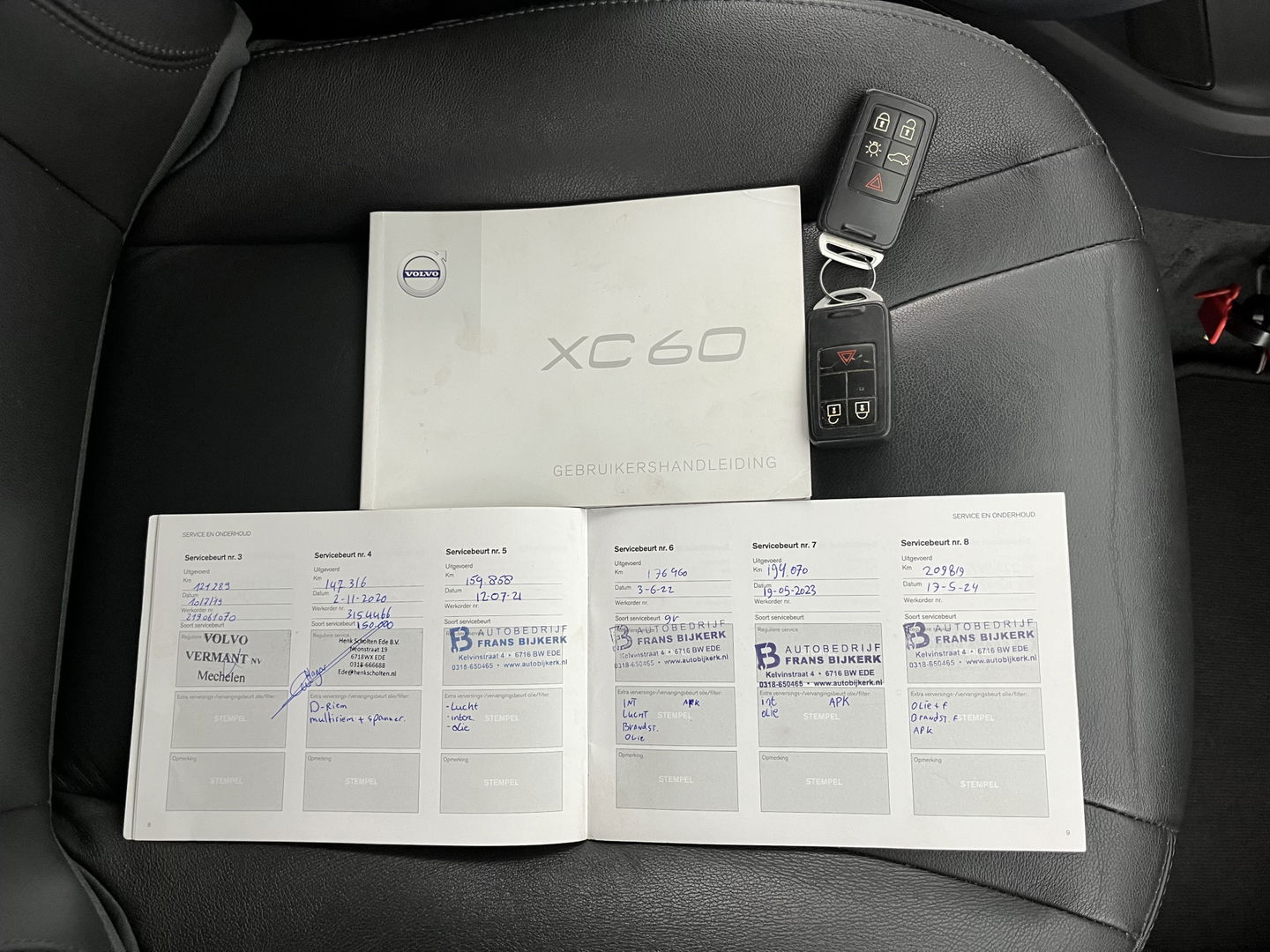 Volvo XC60 2.0 D3 FWD Momentum *LEATHER | NAVI-FULLMAP | COMFORT-SEATS | ECC | PDC | CRUISE | PRIVACY-GLASS | TOWBAR | 17''ALU*