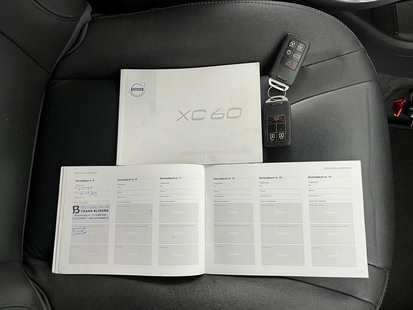 Volvo XC60 2.0 D3 FWD Momentum *LEATHER | NAVI-FULLMAP | COMFORT-SEATS | ECC | PDC | CRUISE | PRIVACY-GLASS | TOWBAR | 17''ALU*