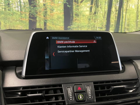 BMW 2 Serie Active Tourer 225xe iPerformance High Executive | Rijmodus Regeling | Stuurwielverwarming | Stoelverwarming | Lane Assist | Spraakbediening |