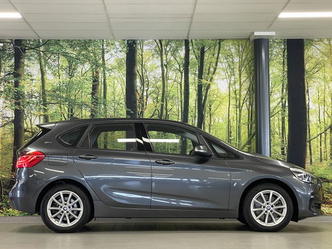 BMW 2 Serie Active Tourer 225xe iPerformance High Executive | Rijmodus Regeling | Stuurwielverwarming | Stoelverwarming | Lane Assist | Spraakbediening |