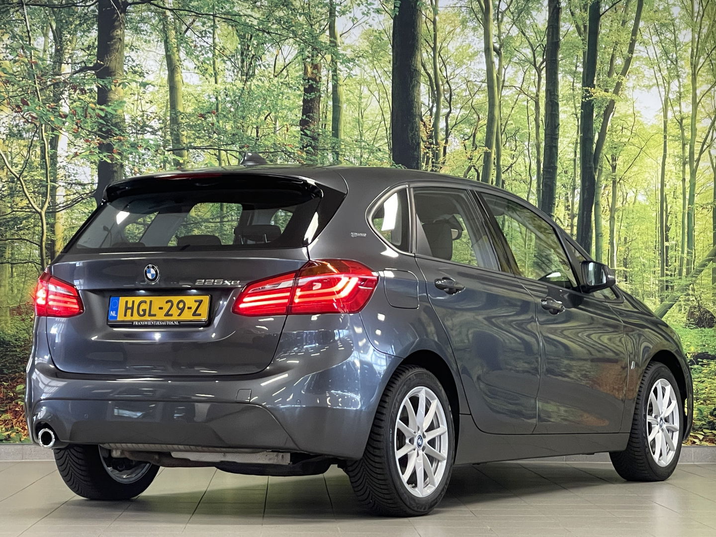 BMW 2 Serie Active Tourer 225xe iPerformance High Executive | Rijmodus Regeling | Stuurwielverwarming | Stoelverwarming | Lane Assist | Spraakbediening |