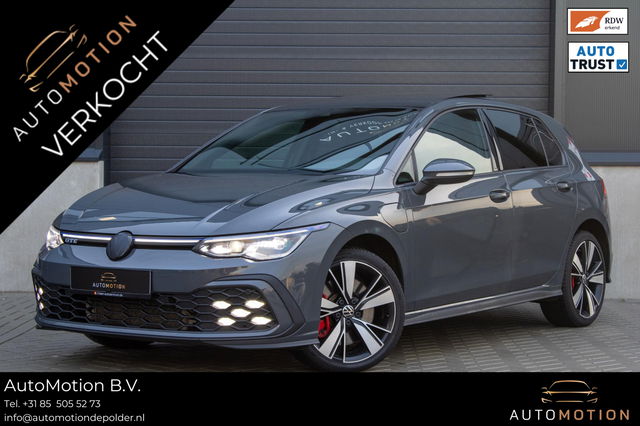 Volkswagen Golf - 1.4 eHybrid GTE PANO IQ LIGHTS CAMERA ACC