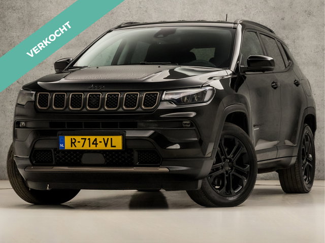 Jeep Compass - 4xe 240 Plug-in Hybrid Electric Upland 240Pk Automaat (VIRTUAL COCKPIT, APPLE CARPLAY, GROOT NAVI, 360 CAMERA, LEDER, SPORTSTOELEN, ADAPTIVE CRUISE, GETINT GLAS, NIEUWSTAAT)