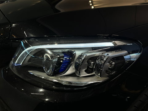 Mercedes-Benz C-Klasse 300 e Premium+ AMG Trekhaak|360 Camera